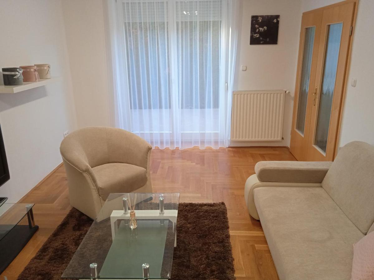 Family Apartment-Csaladias Hangulat Győr Zewnętrze zdjęcie