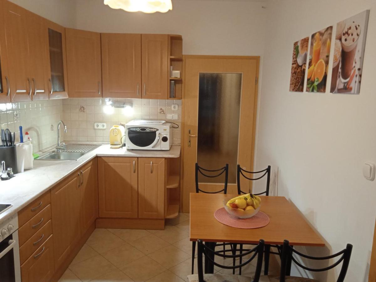 Family Apartment-Csaladias Hangulat Győr Zewnętrze zdjęcie